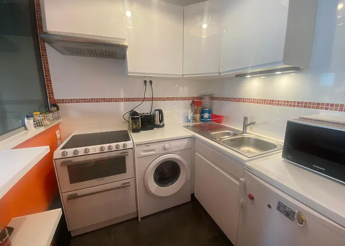 Lejlighed A Avec Vue Mer, Acces Direct Et Parking Securise - Fr-1-374-217